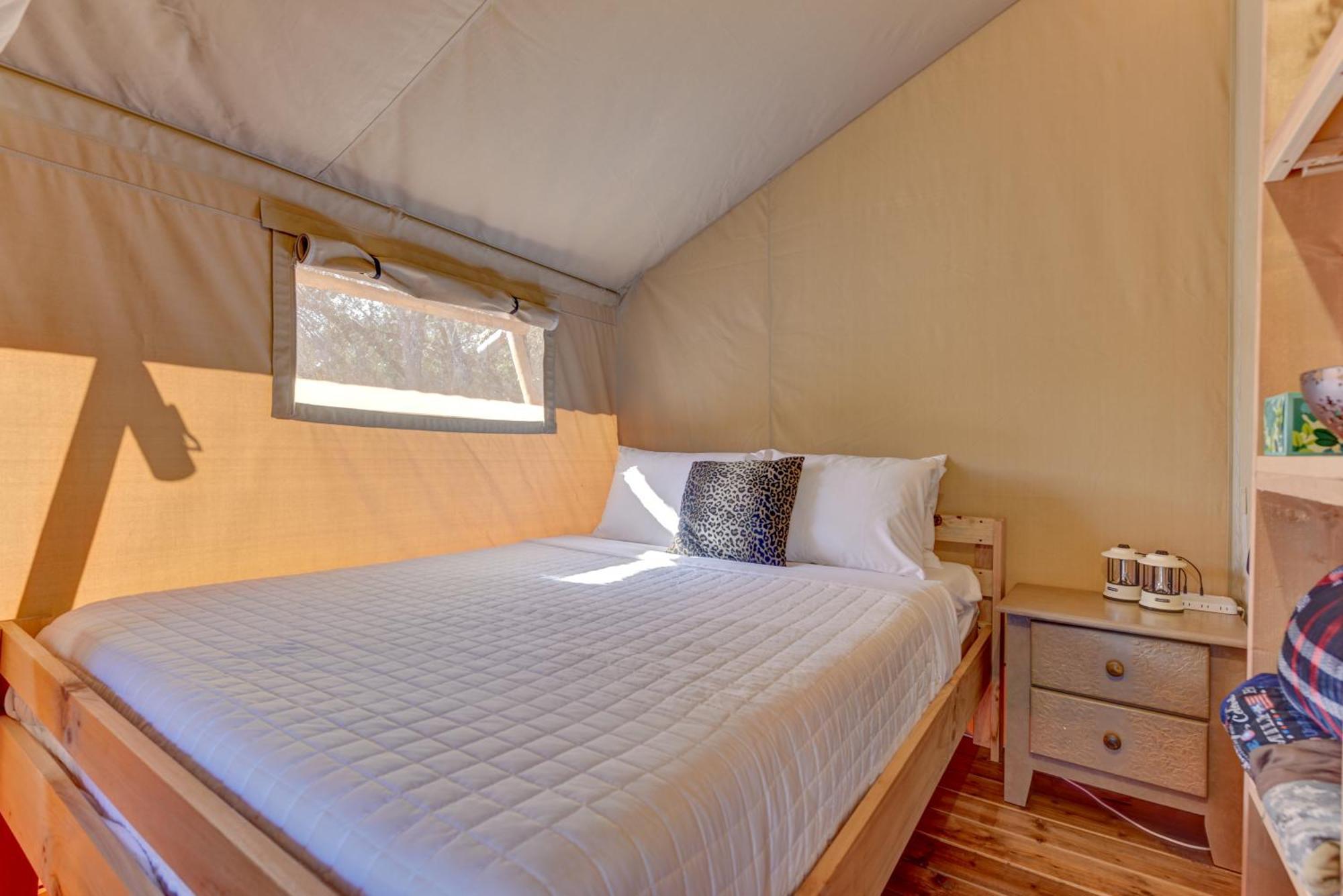 12 Fires Luxury Glamping With Heating #1 Hotel Johnson City Ngoại thất bức ảnh