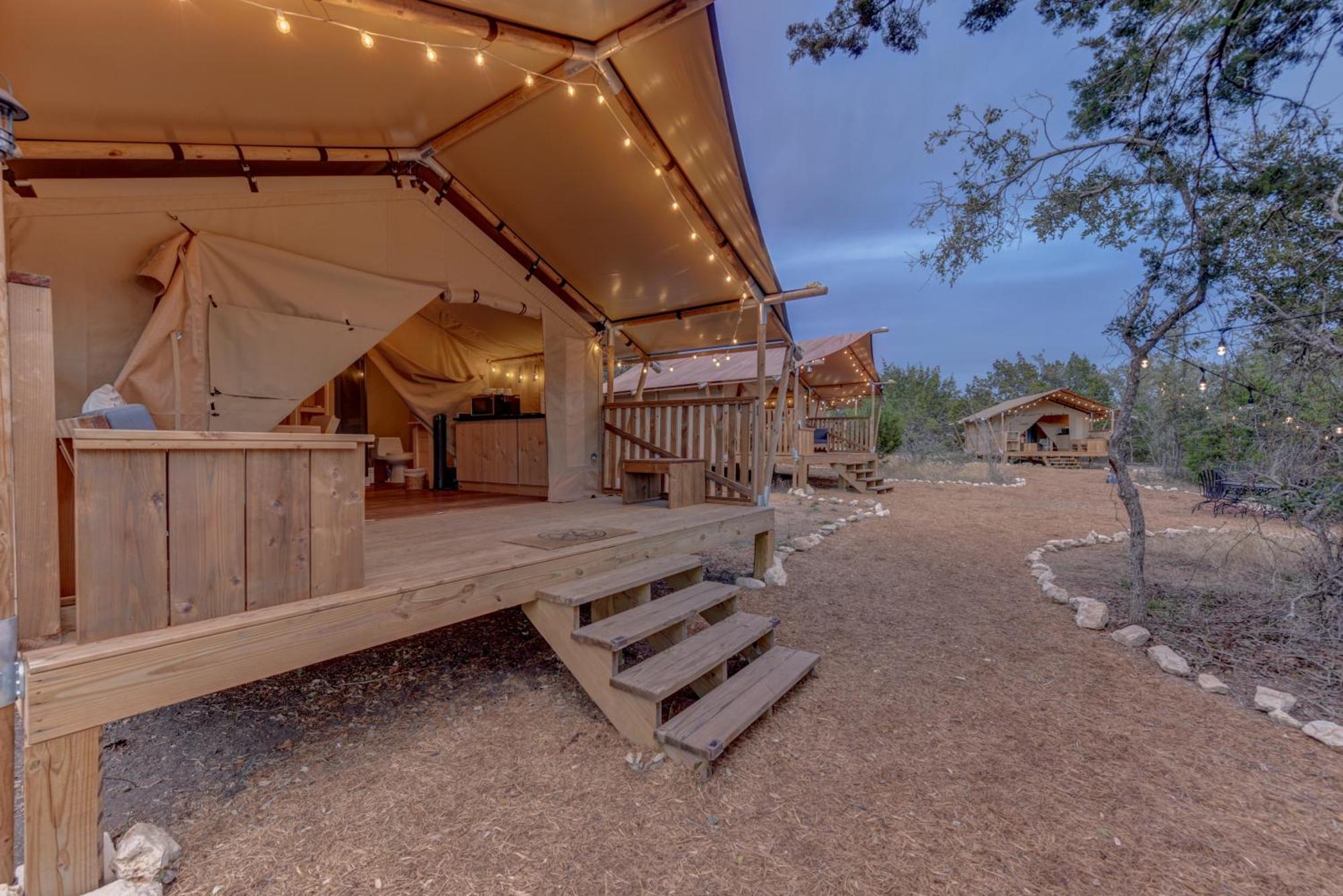 12 Fires Luxury Glamping With Heating #1 Hotel Johnson City Ngoại thất bức ảnh